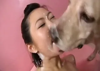 Zoo-addicted woman blows beast cock for sperm